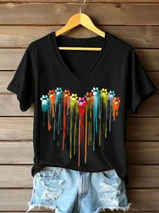 T-shirt colorida da pata das mulheres