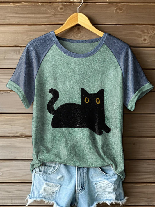 T-shirts com cor de gato preto feminino