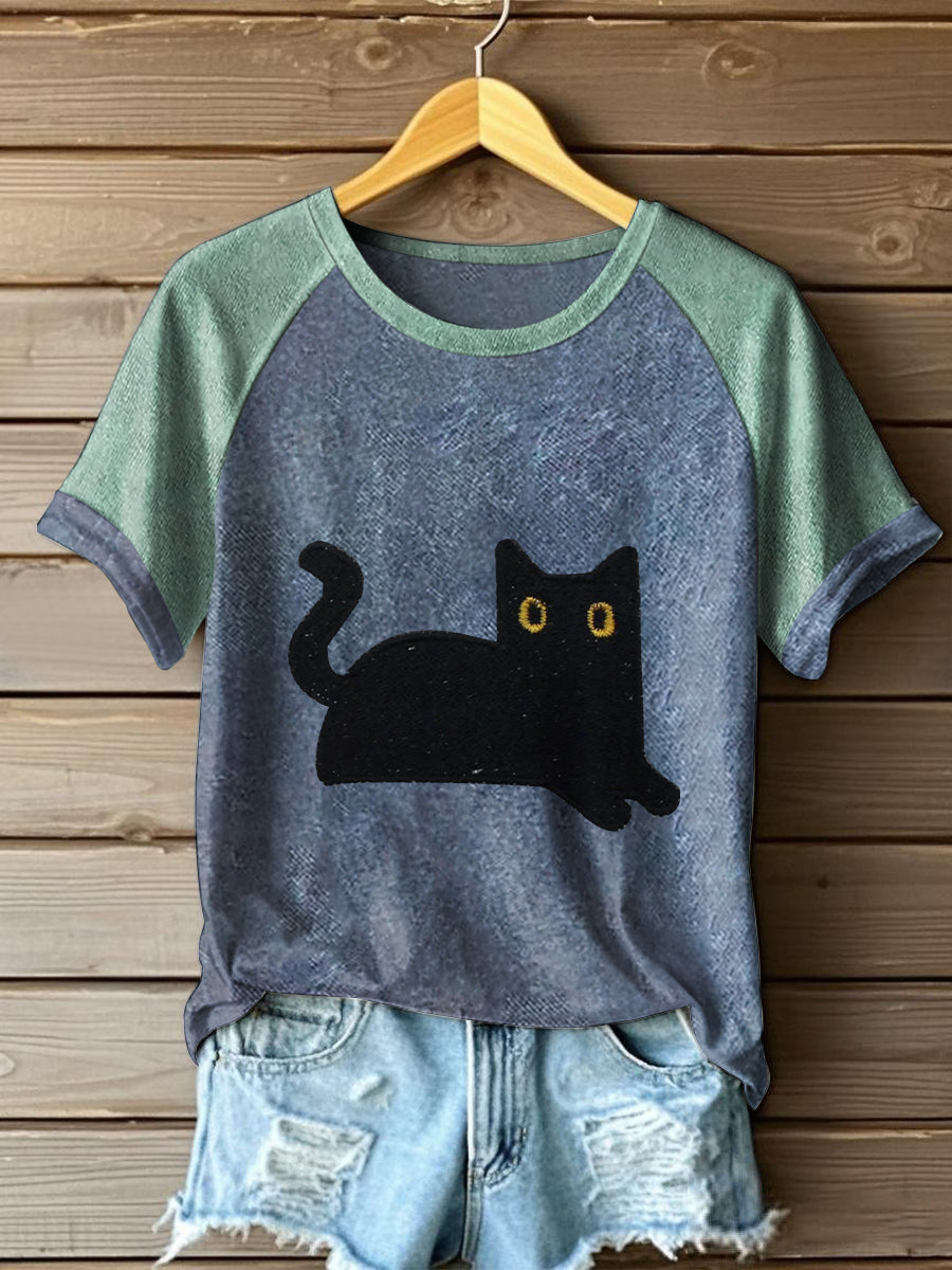 T-shirts com cor de gato preto feminino